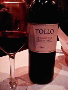 Tollo wine