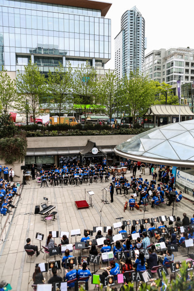 Music Monday participants 2015 at Robson Square photo credit William Luk