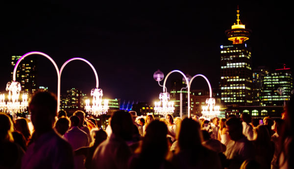 le diner en blanc 2015 - photo credit Johnothan Evans